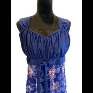 Women 2 Piece Modest Swimsuit Size 3X (fits like 2X) Navy Blue Floral Flattering